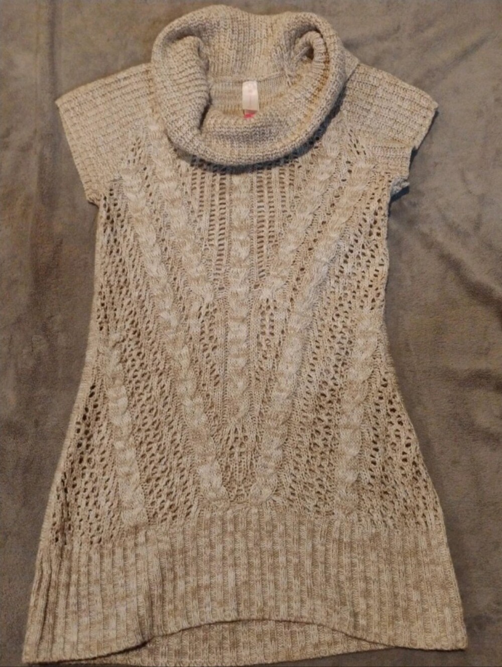 No Boundaries Beige Cable Knit Cowl Neck Short Sleeve Sweater Size - Large 1
